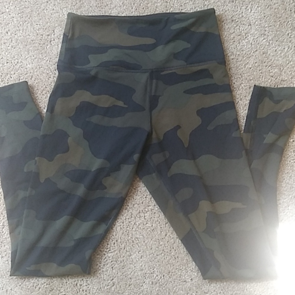 PINK Camo Yoga Pants